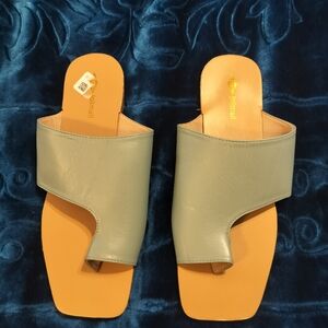 Jolimali sandals size 11